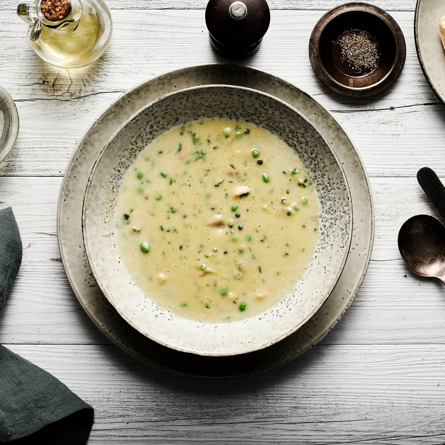 'Mini Me' Pea & Ham Hock Soup