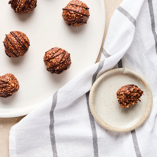 Puffed Quinoa, Chocolate & Peanut Butter Ball (4)